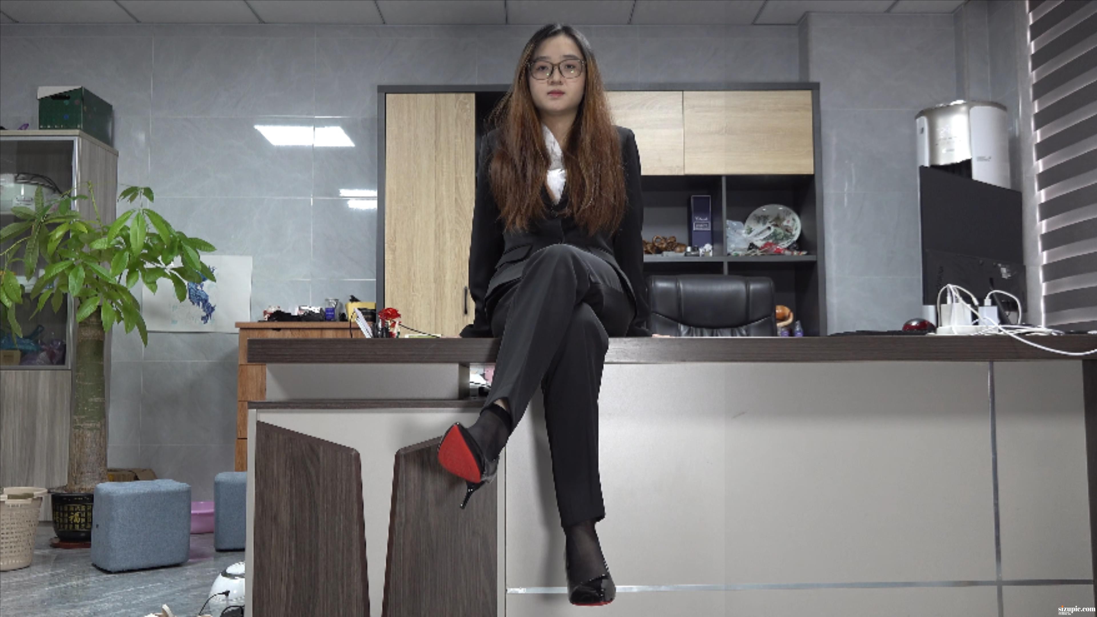 칫Ա褴Ϻ˿չʾ20.mp4_20251016_101654106.jpg
