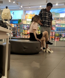 ������˿����Ů��Ь[02:39]